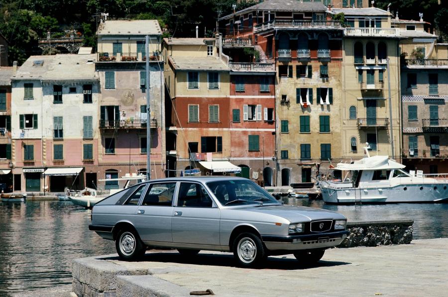  Lancia Gamma 1976 года  (фото 4 из 4)